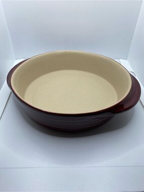 Pampered Chef Cranberry Red Glazed Round Baker 8in Family Heritage Stoneware